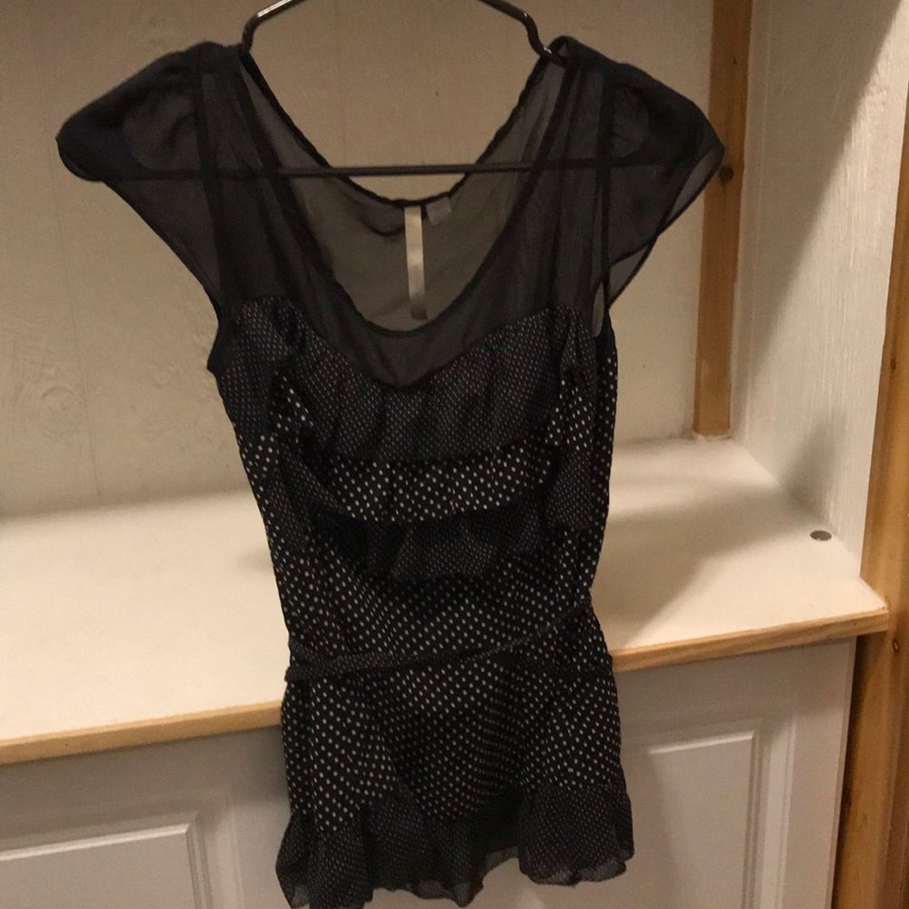 Adorable polka dot top